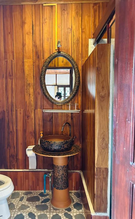 Khounphet Heritage House Luang Prabang Bagian luar foto